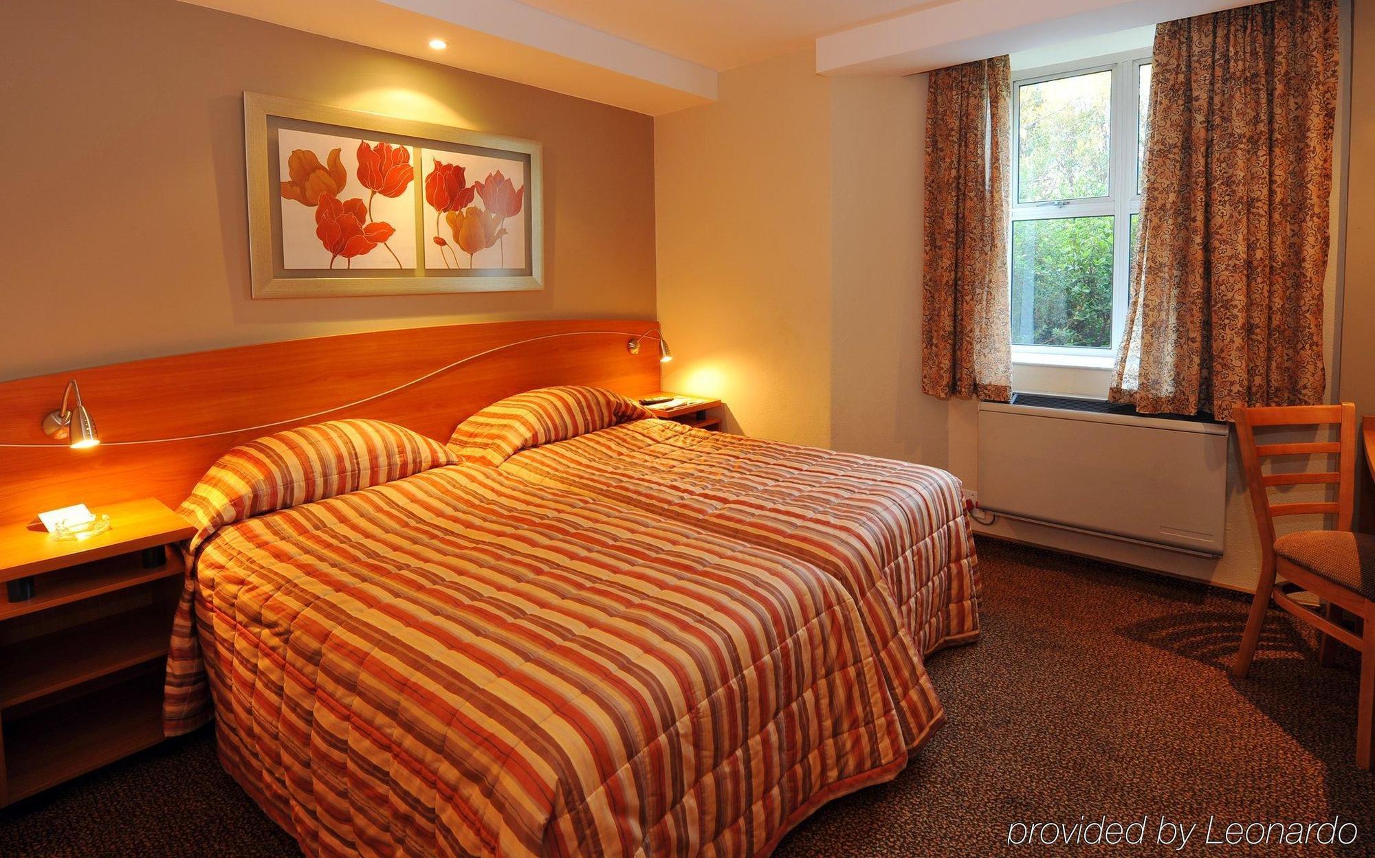פרטוריה The Elegant Lodge Menlo Park מראה חיצוני תמונה