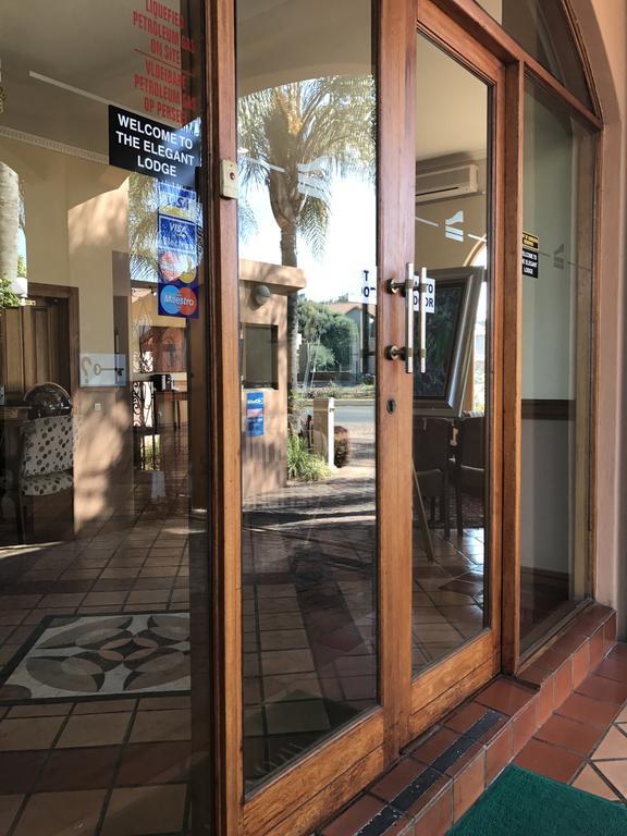 פרטוריה The Elegant Lodge Menlo Park מראה חיצוני תמונה