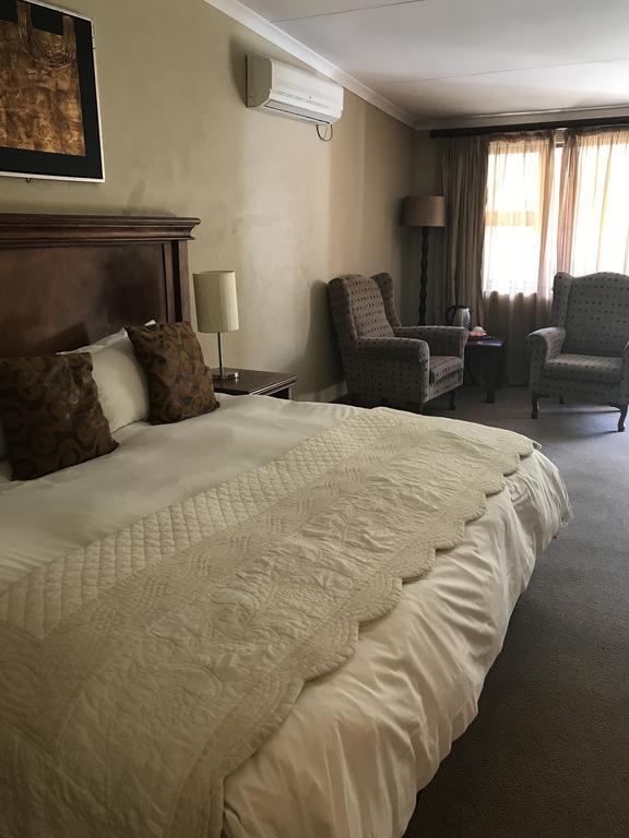 פרטוריה The Elegant Lodge Menlo Park מראה חיצוני תמונה