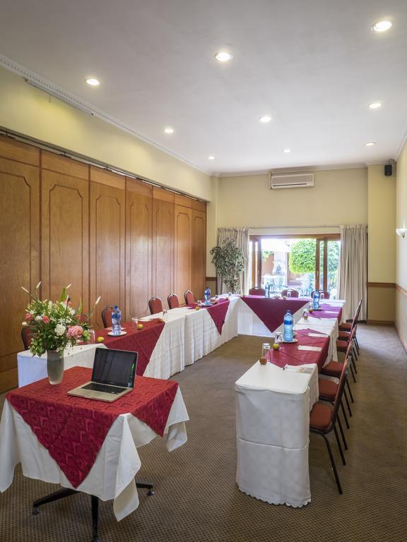 פרטוריה The Elegant Lodge Menlo Park מראה חיצוני תמונה