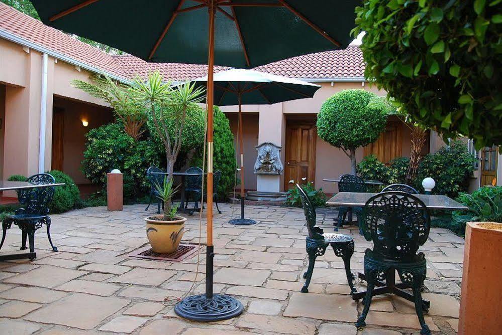 פרטוריה The Elegant Lodge Menlo Park מראה חיצוני תמונה