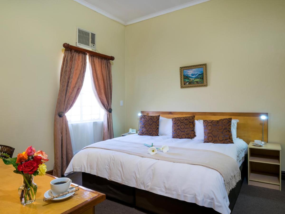פרטוריה The Elegant Lodge Menlo Park מראה חיצוני תמונה